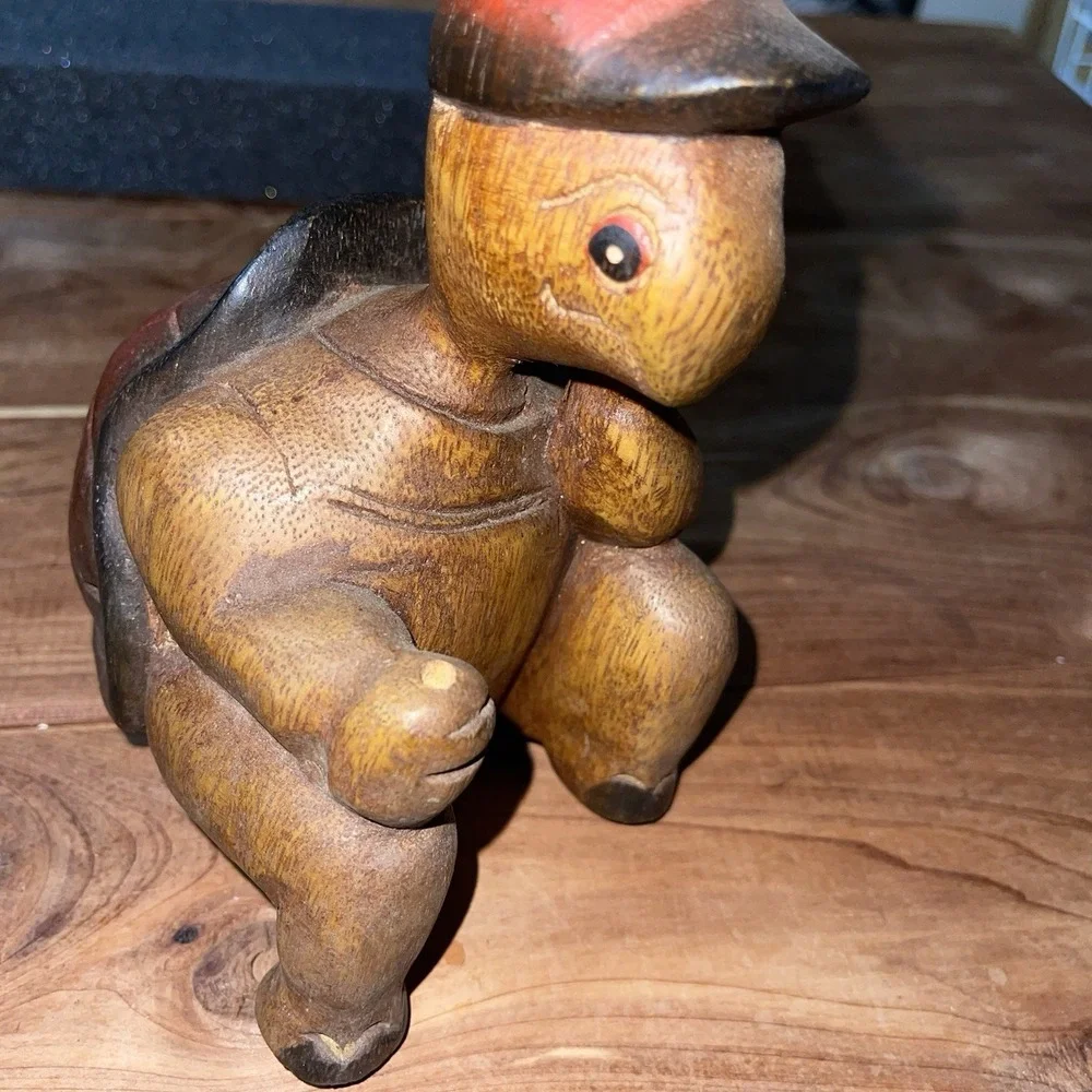 VTG Hand Carved 5